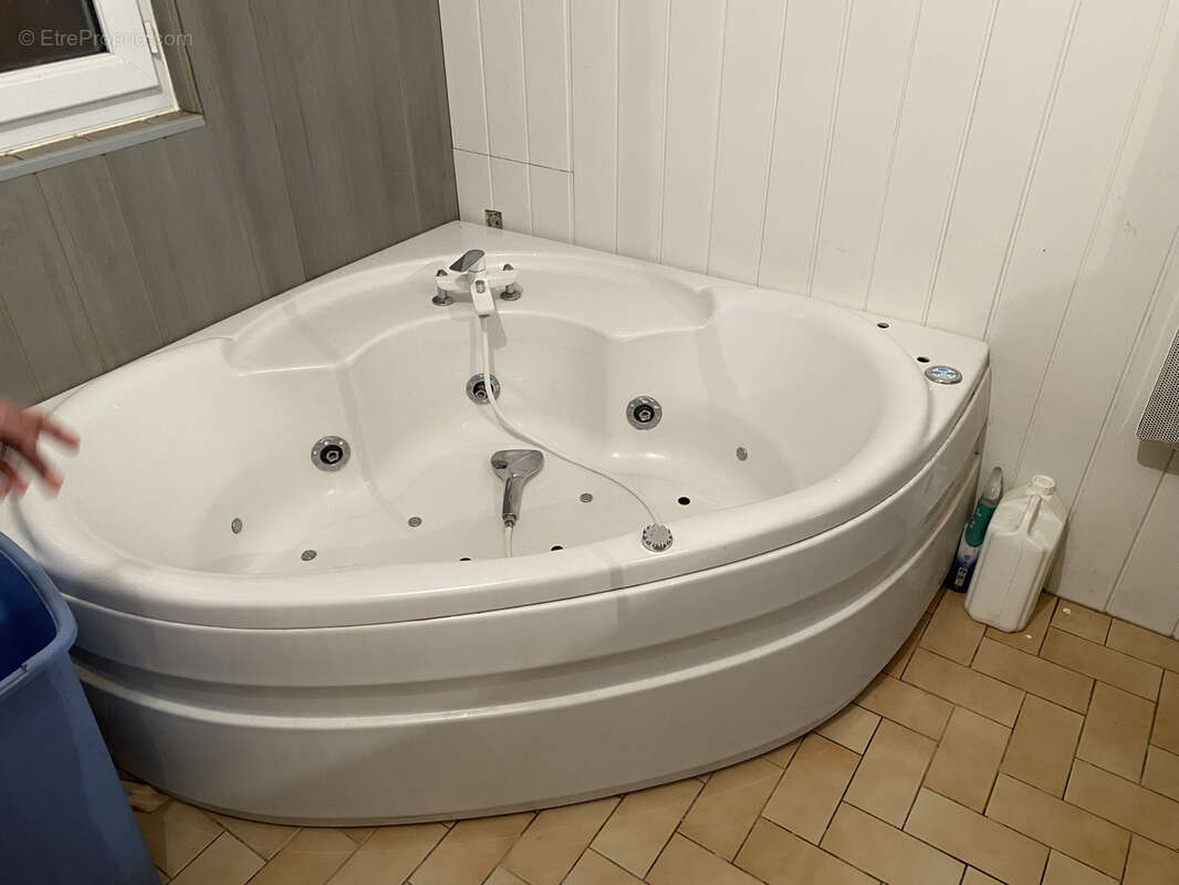 Maison à PRESSIGNAC