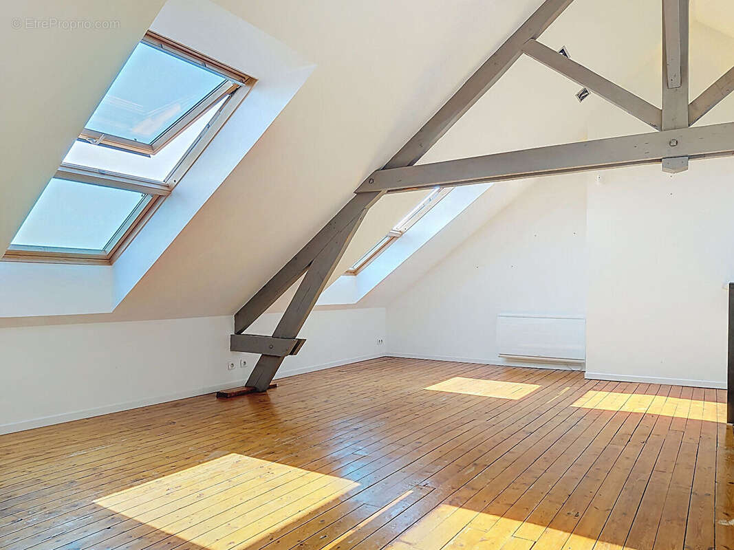 Appartement de Type 3 secteur Clairmarais - photo 2