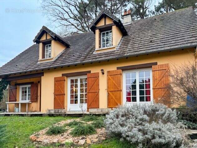 Maison à CHATRES-SUR-CHER
