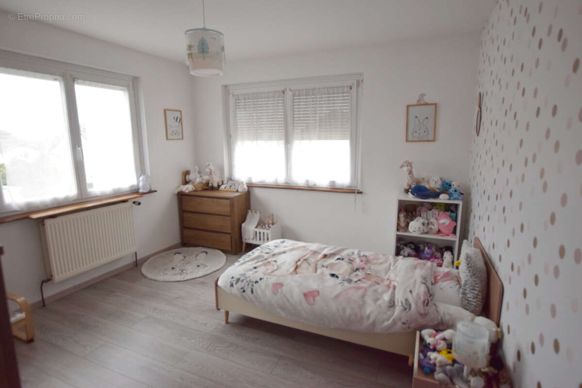 Maison à VIEUX-CHARMONT