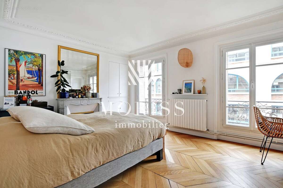 Appartement à PARIS-11E