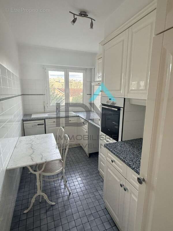 Appartement à LE VESINET