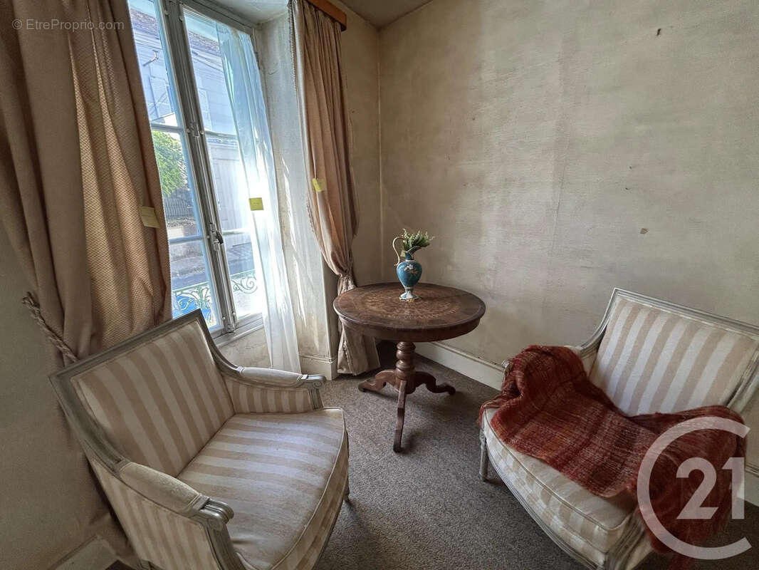 Maison à SAMOIS-SUR-SEINE