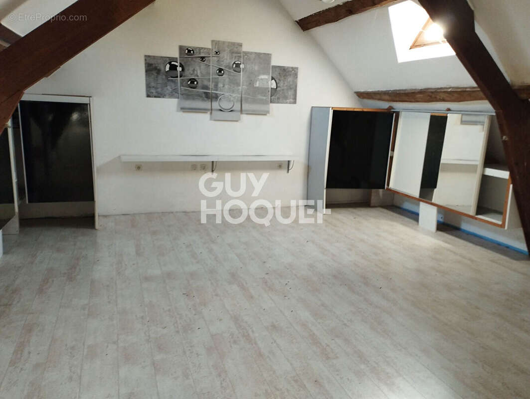 Maison à VILLIERS-SAINT-GEORGES