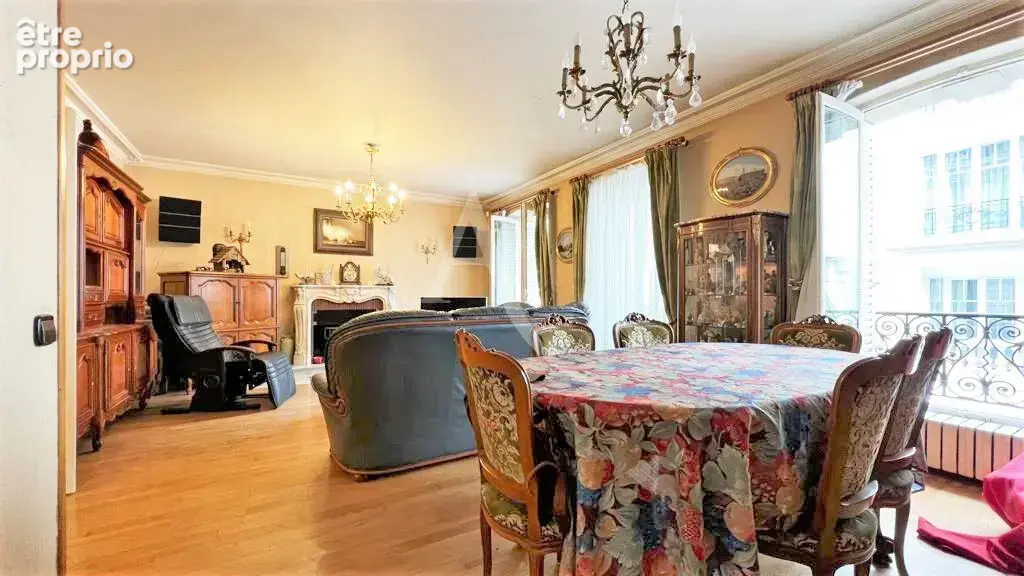 Vivre Paris en famille : 105 m² de charme et de potentiel - photo 4