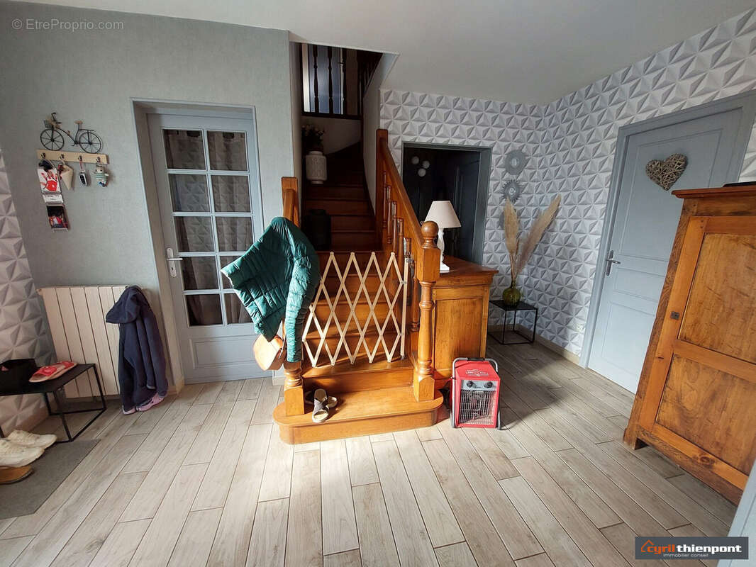 Maison à CRECY-EN-PONTHIEU