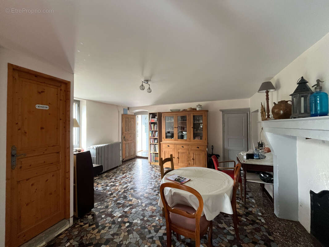 Maison à CIZE