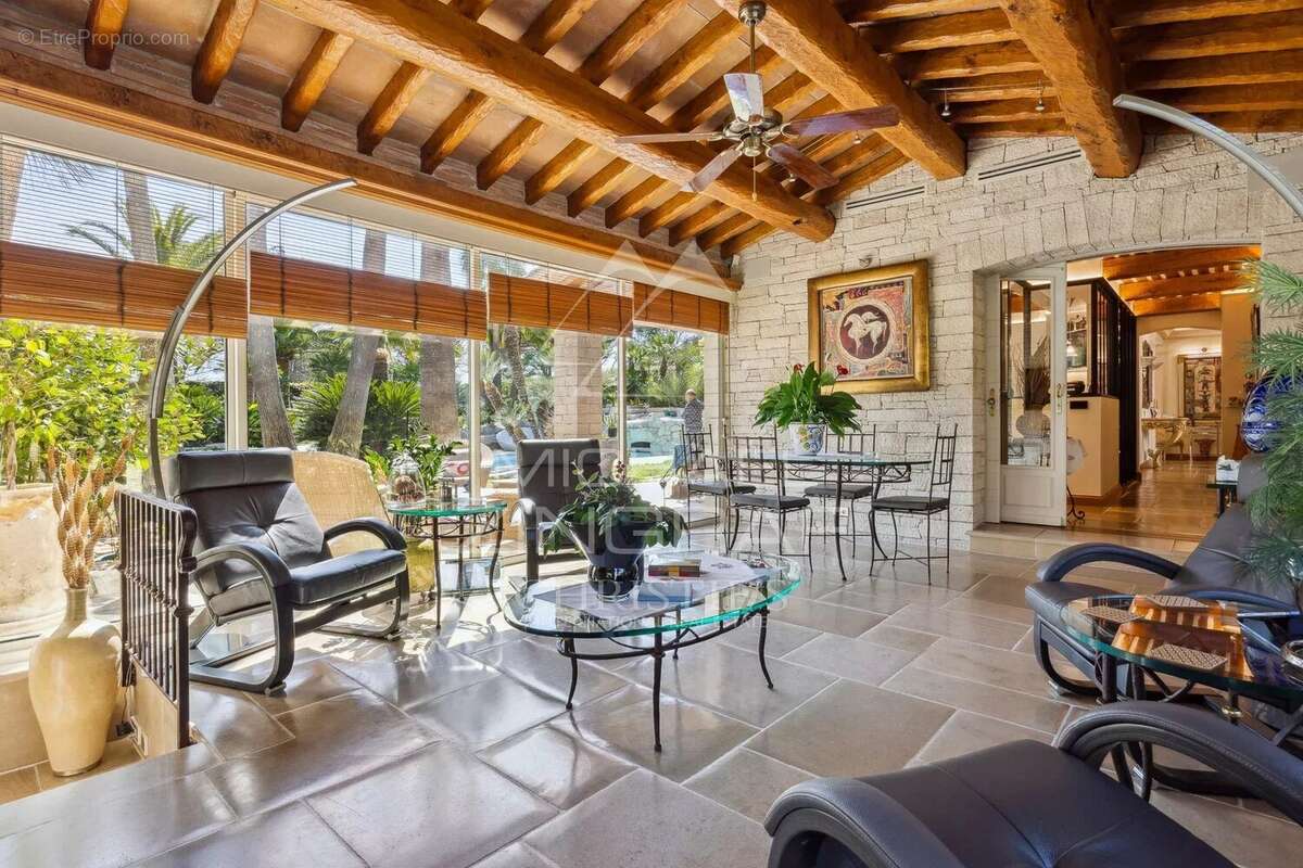 Maison à SAINT-RAPHAEL