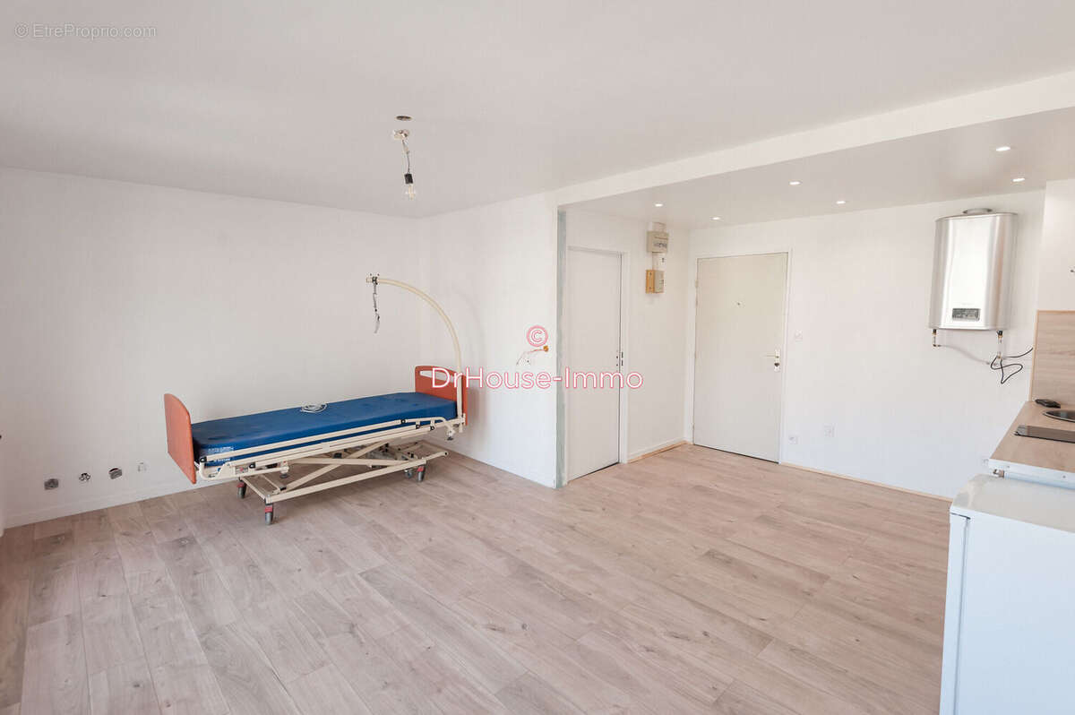 Appartement 28 m² à Limoges  - photo 19