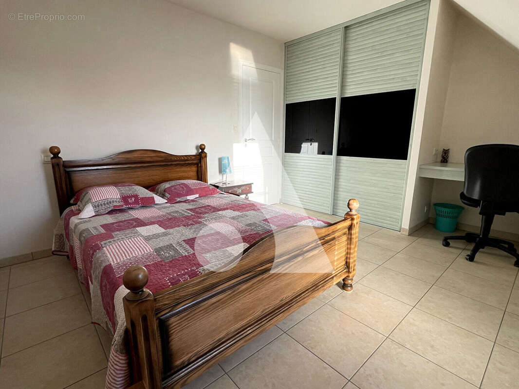 Maison à PLOREC-SUR-ARGUENON