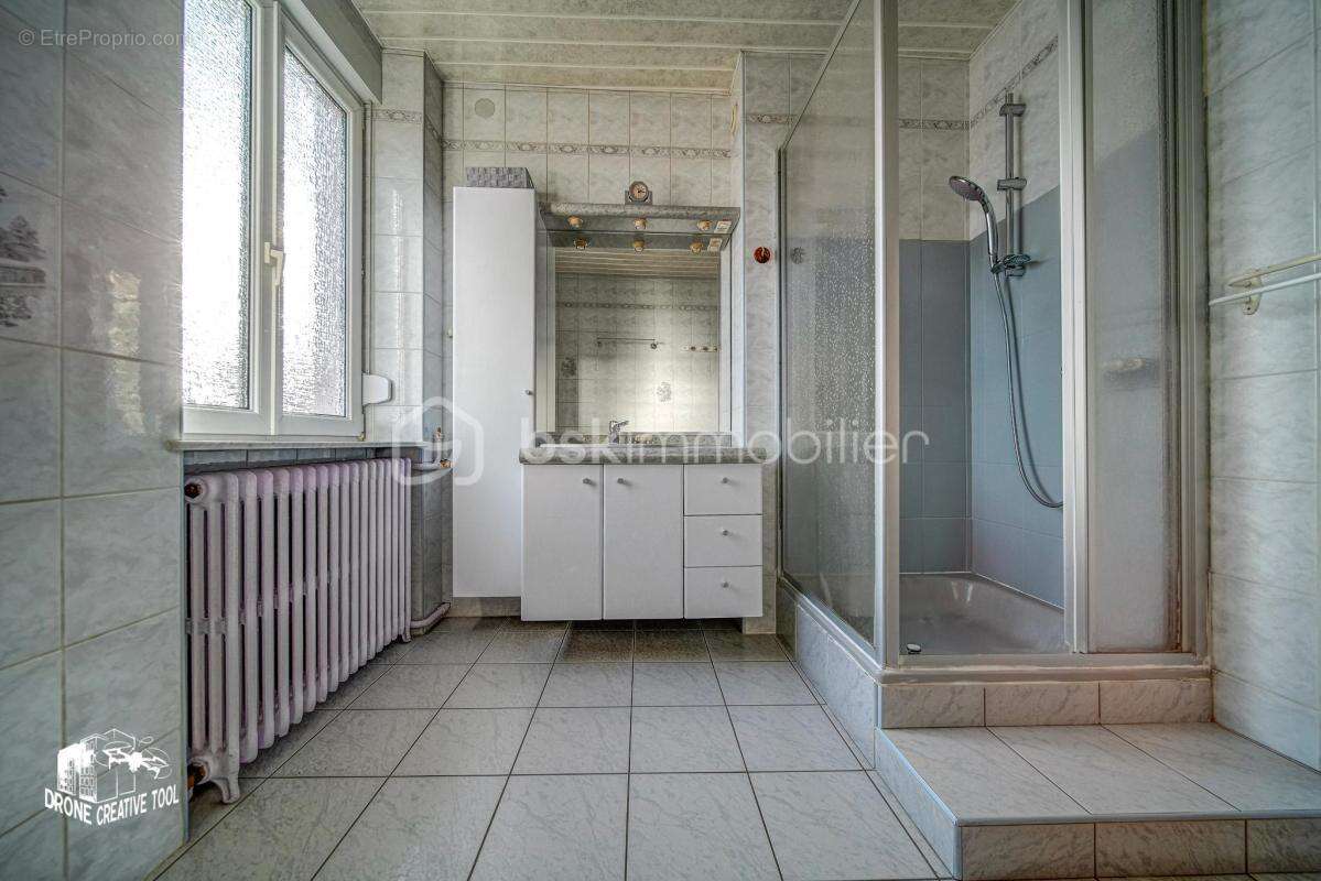 Maison de ville F5 de caractère – 113 m² – Sous-sol complet – Garage 2 voitures - photo 14