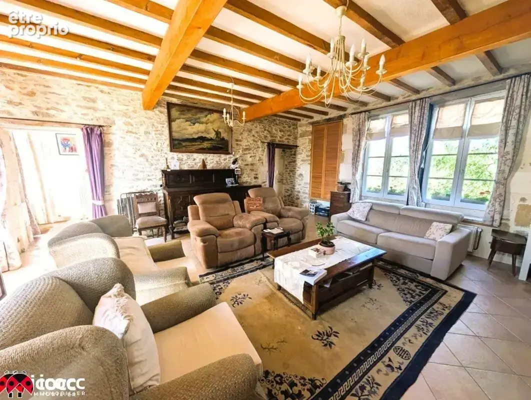 Maison 7 pièces 252 m² à vendre à Chateau-Guibert (85320) - photo 3