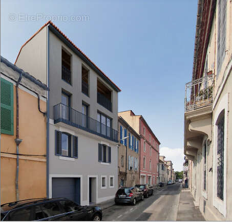 NIMES JEAN JAURES Maison de ville de 100 m2 à rénover - photo 2