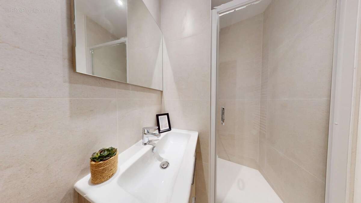 Appartement à LYON-5E