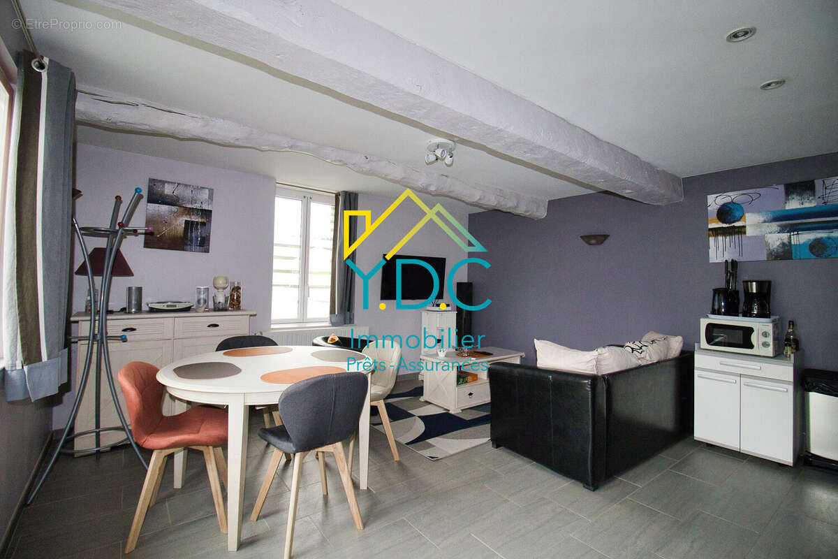 Maison à CANY-BARVILLE