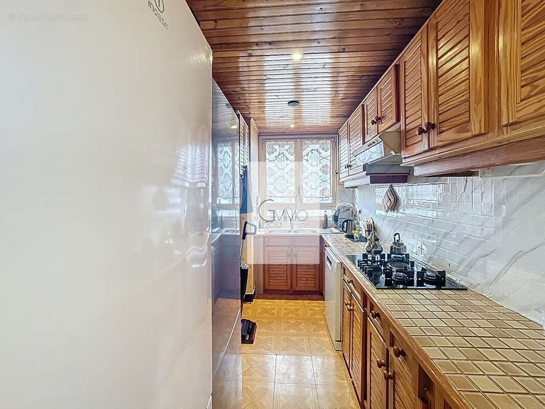 Appartement 67 m² à Fresnes  - photo 4