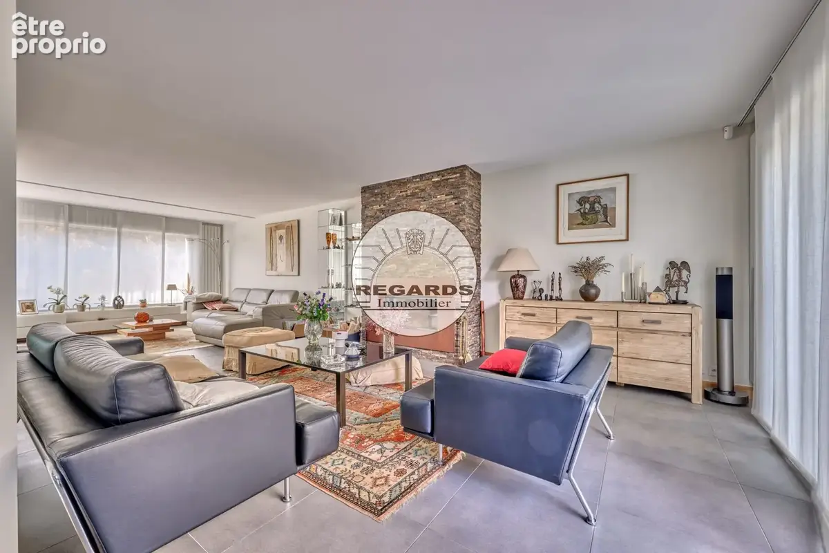 Maison 7 pièces 176 m² à vendre à Fontenay-Sous-Bois (94120) - photo 2