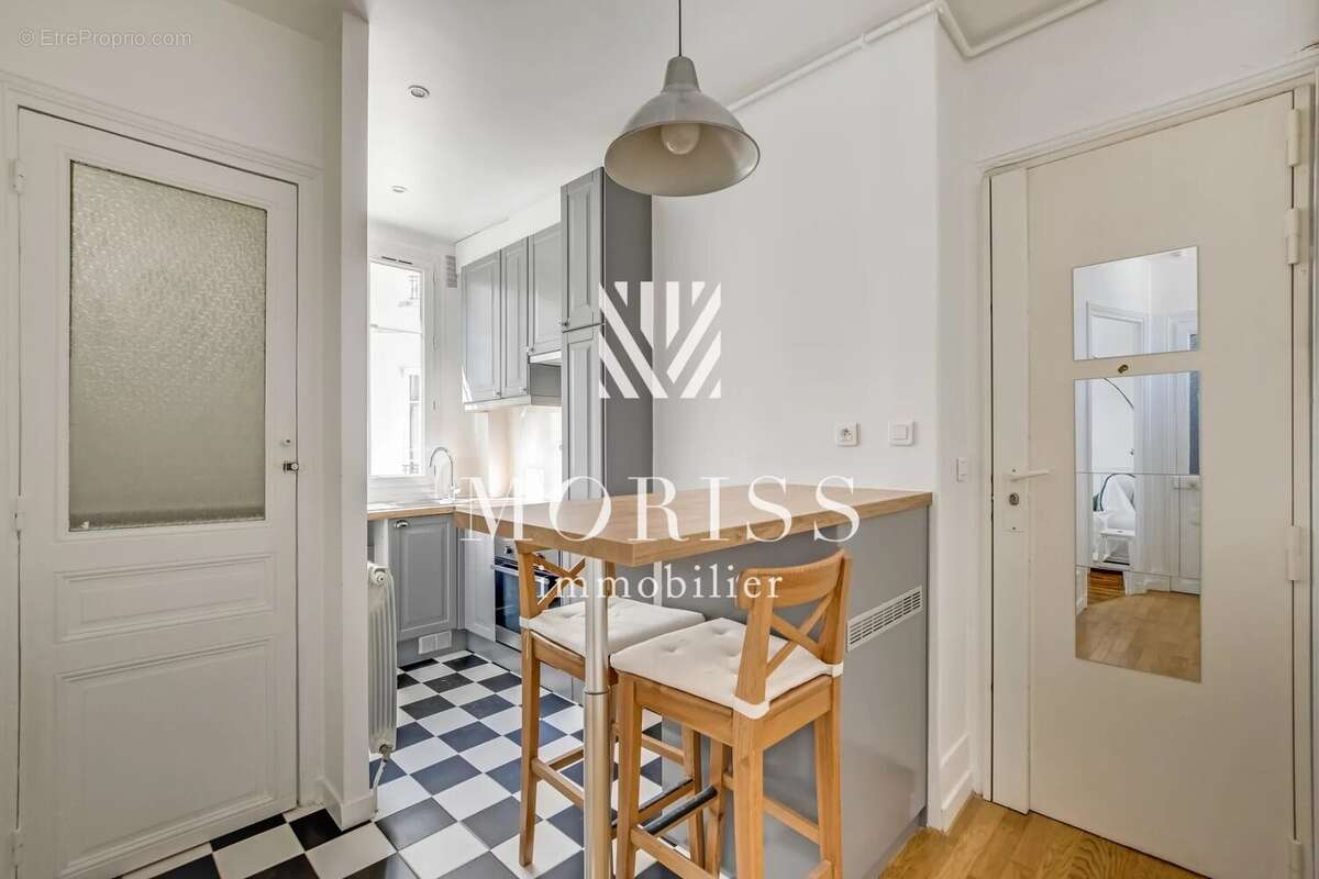 Appartement à PARIS-12E
