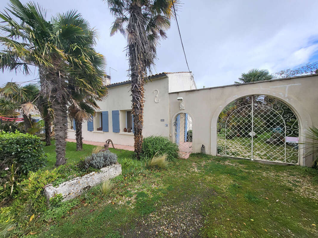 Maison à BREUIL-MAGNE