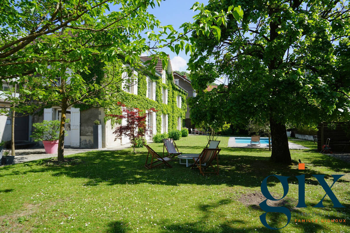 Maison à GIERES