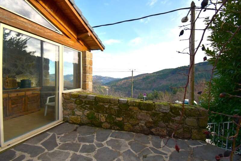 Maison à SAINT-AGREVE