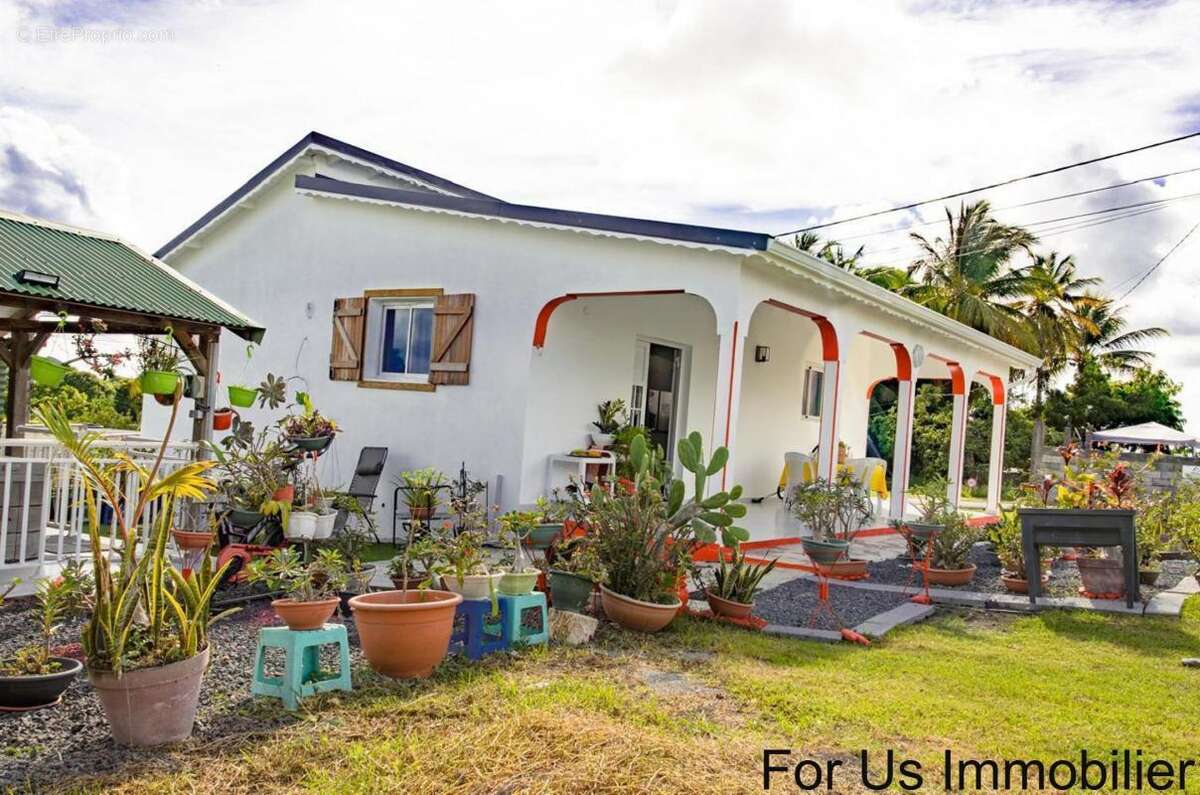 Maison à SAINTE-ANNE