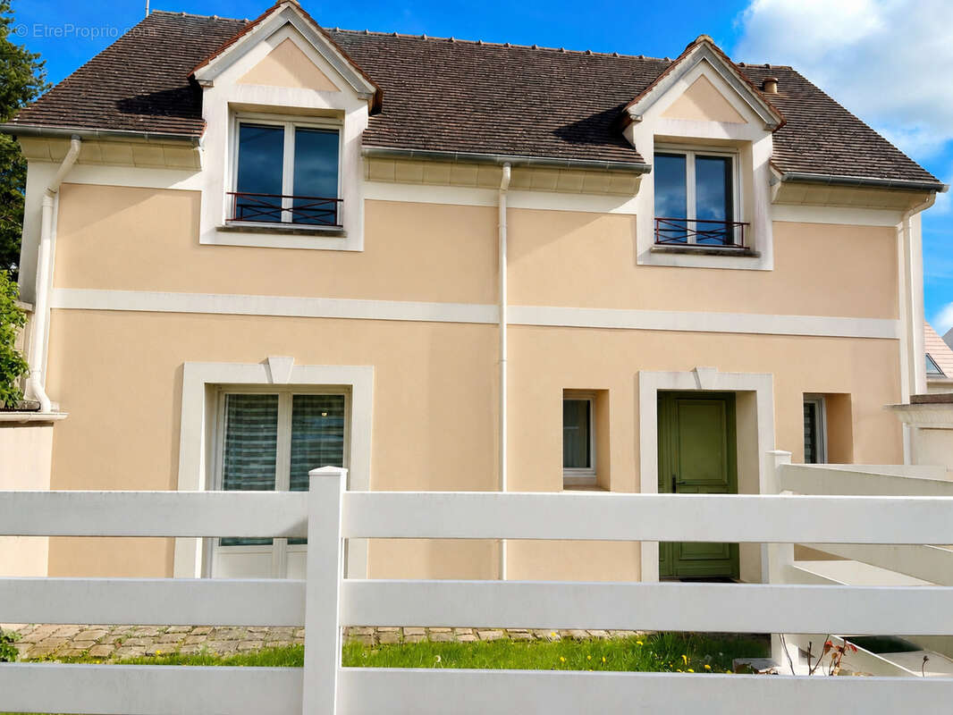 Maison à RAMBOUILLET