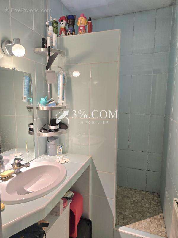 Appartement à GUILHERAND-GRANGES