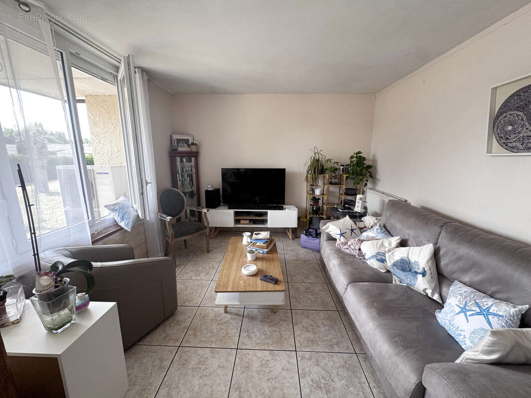 Charmante maison de plain-pied 5 pièce(s) avec atelier - photo 2