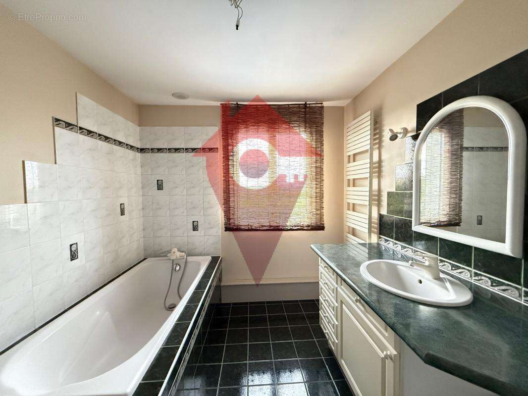 Maison à LES ALLUETS-LE-ROI