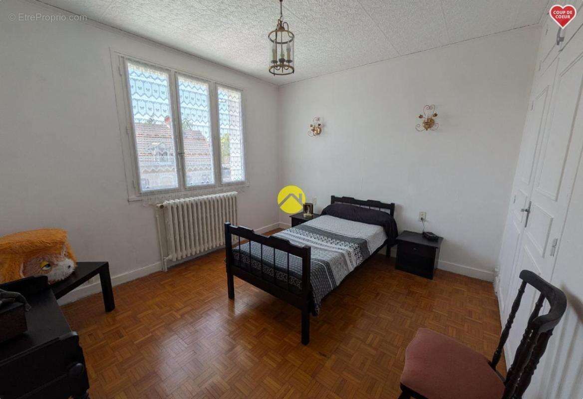 Maison à COMMENTRY