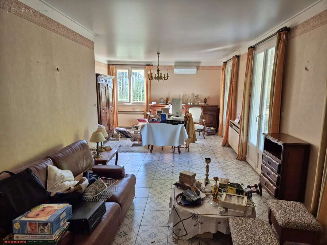 Maison à LAVAL-PRADEL