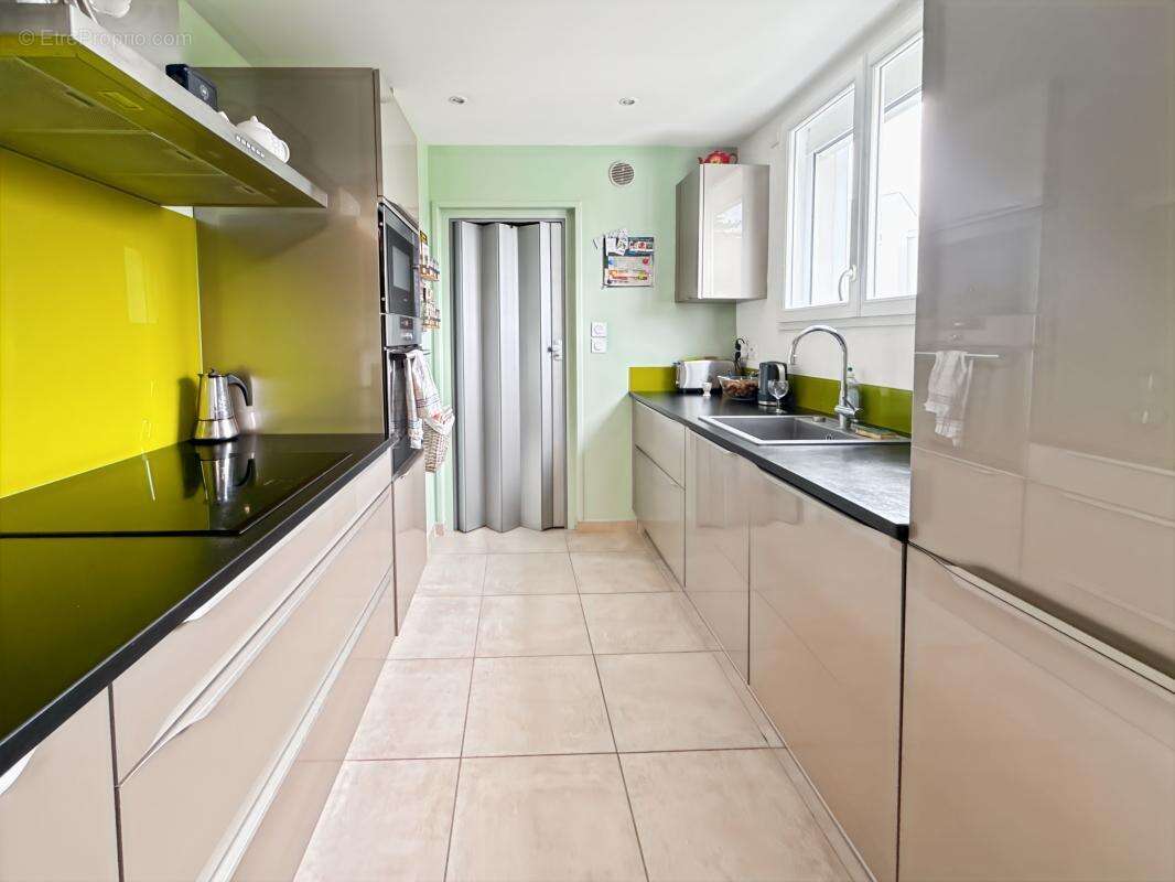 Appartement à SAINT-JEAN-DE-BRAYE