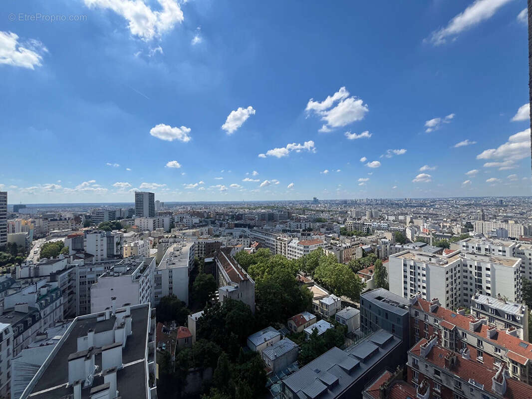 Appartement à PARIS-20E