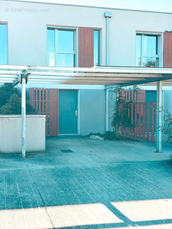 Maison à VILLENEUVE-TOLOSANE