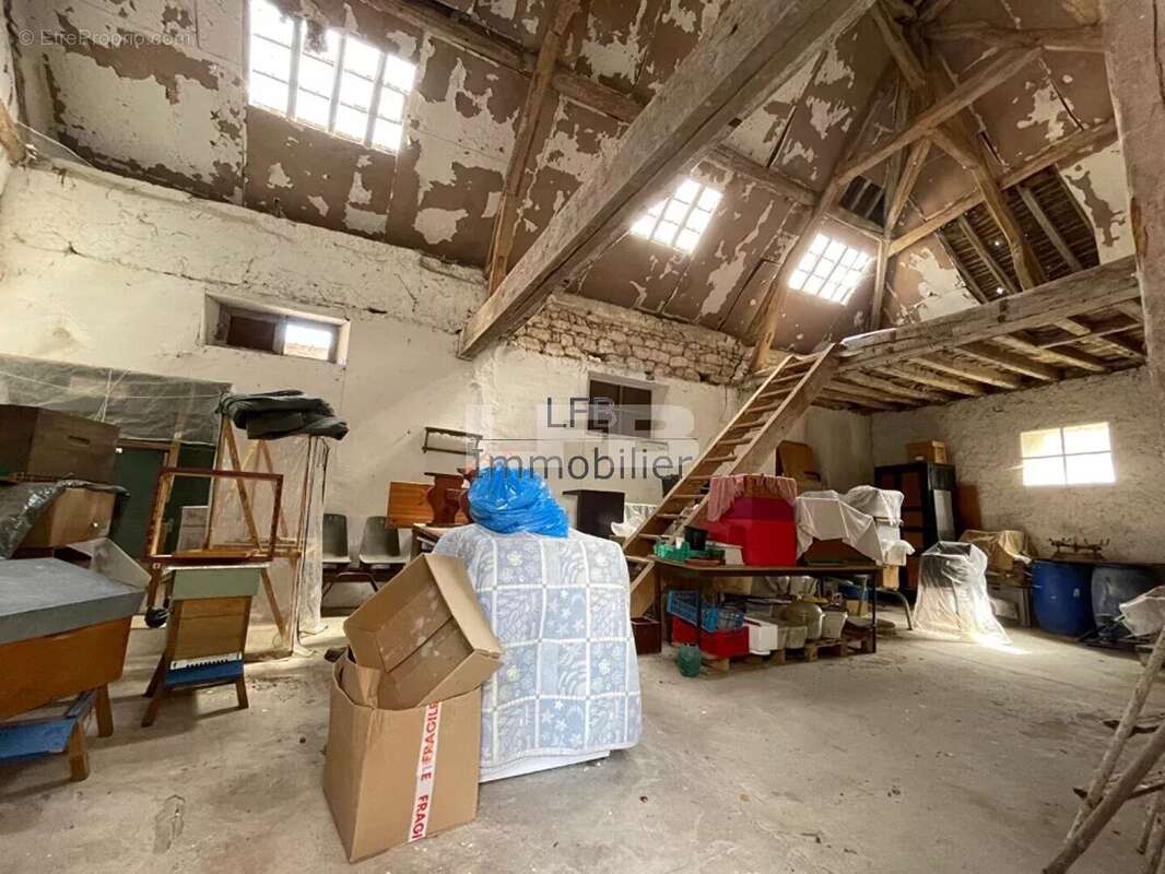 Maison à AUVERS-SUR-OISE