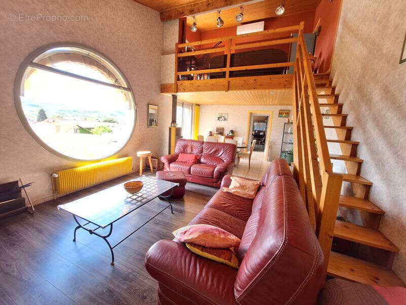 Maison à SAINT-CERE