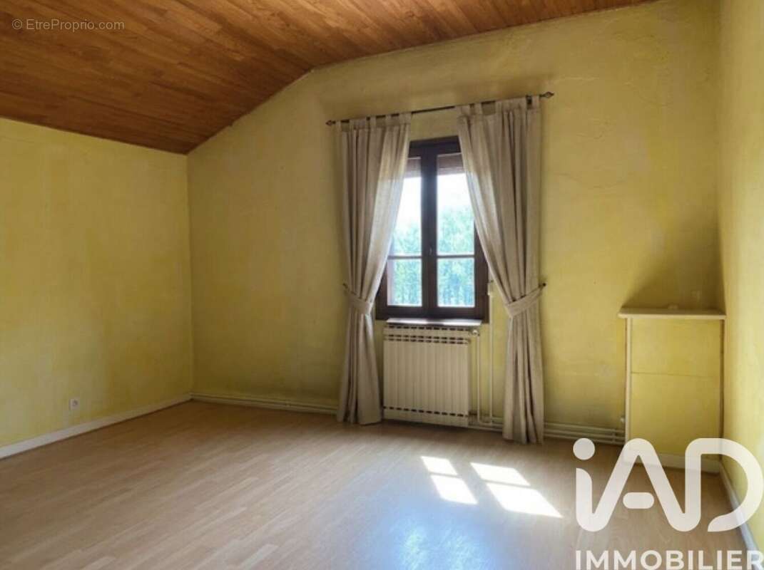 Photo 8 - Maison à SAINT-JUST-DE-CLAIX