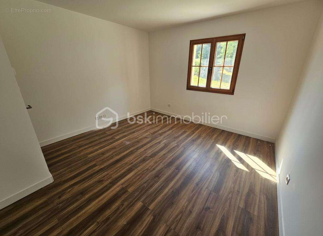 La bénisson-dieu – maison contemporaine de 2023 – 140 m² habitables – terrain de 2 338 m² - photo 14