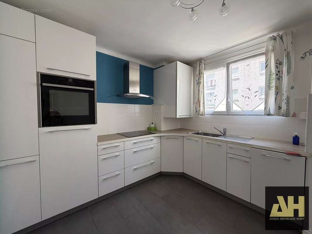Brest hyper centre - st michel prox gare- 105 m2 - ascenseur- 2 ch - photo 4