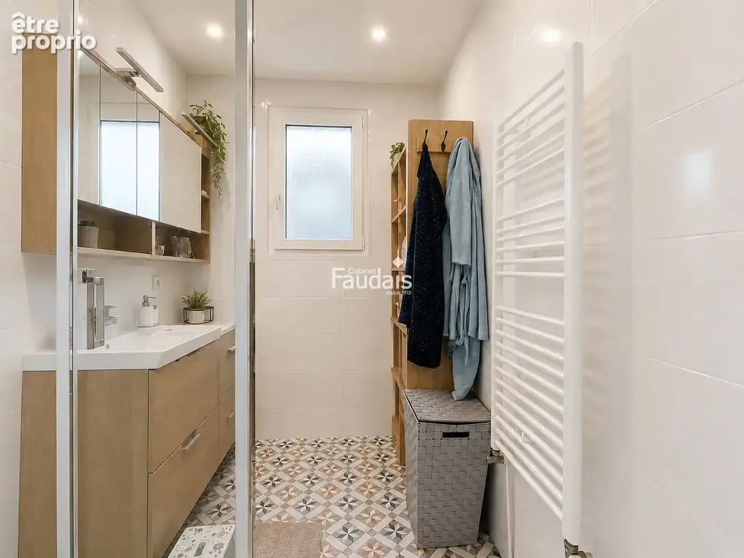 Maison 92 m² à Equeurdreville-Hainneville  - photo 9