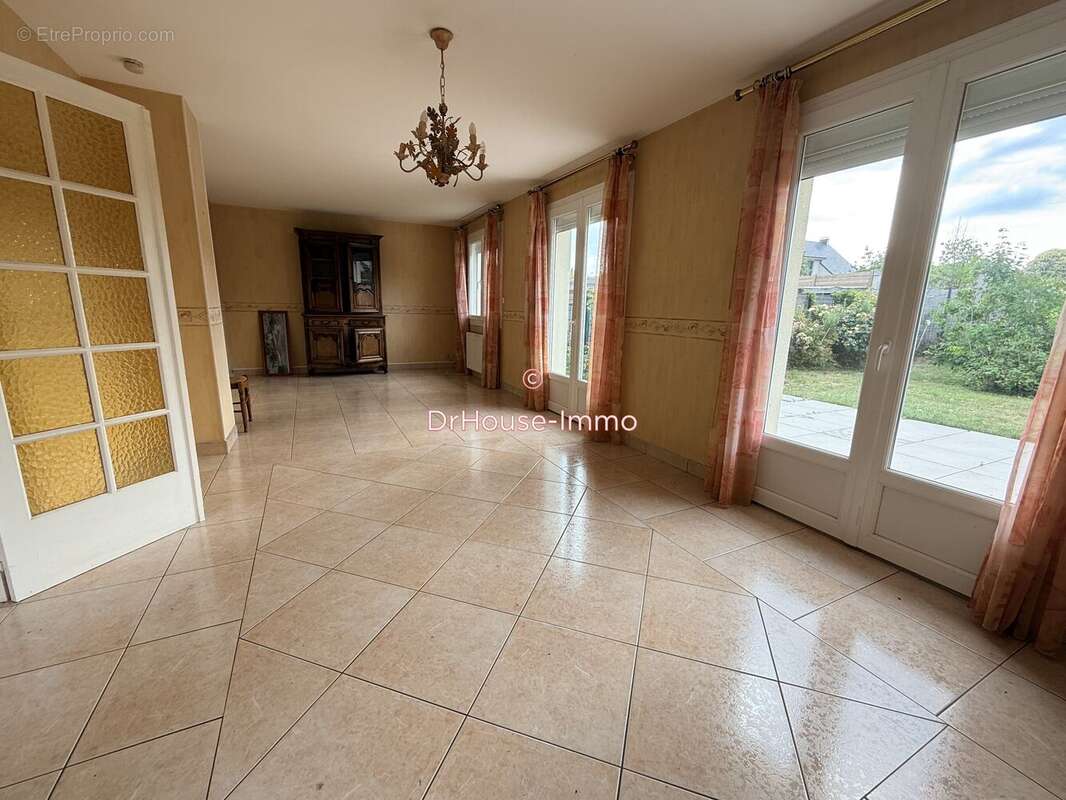 Maison 107 m² à Colomby-Sur-Thaon  - photo 9