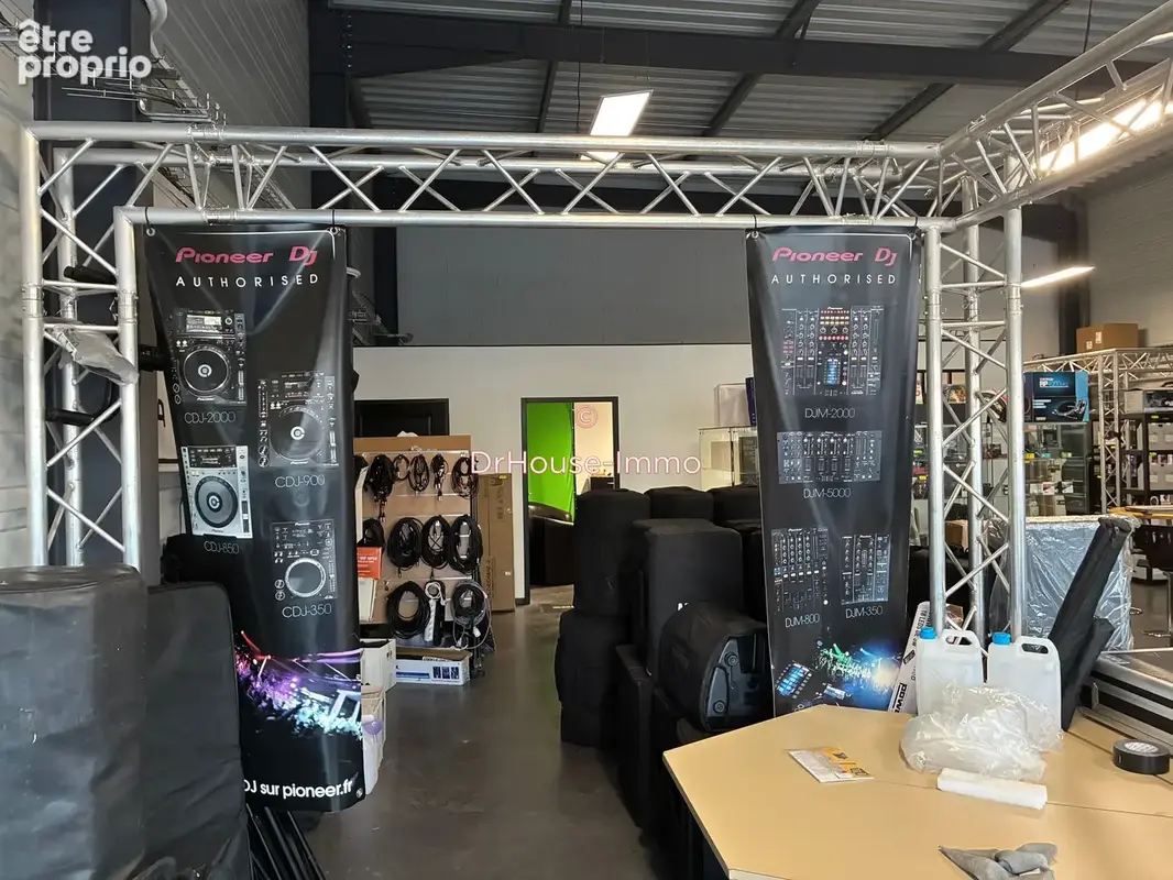 Commerce 220 m² à vendre à Bourg-Les-Valence (26500) - photo 20