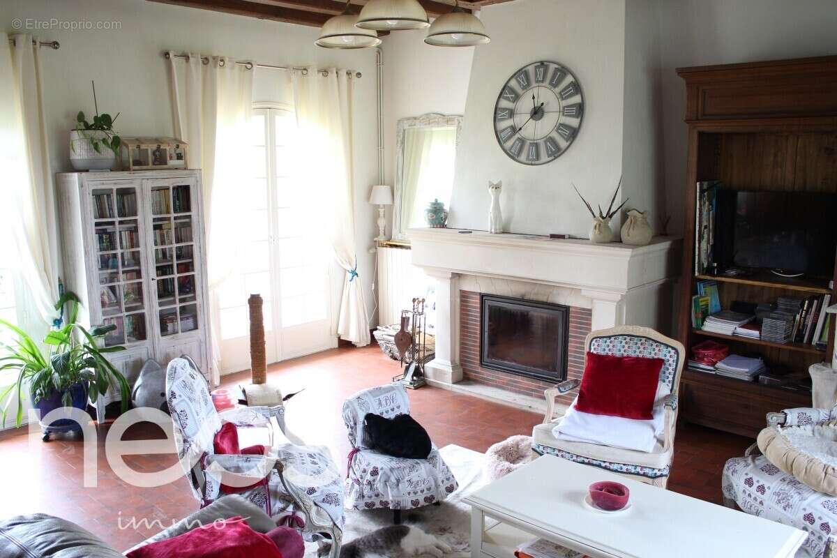 Maison à SAINT-DOULCHARD