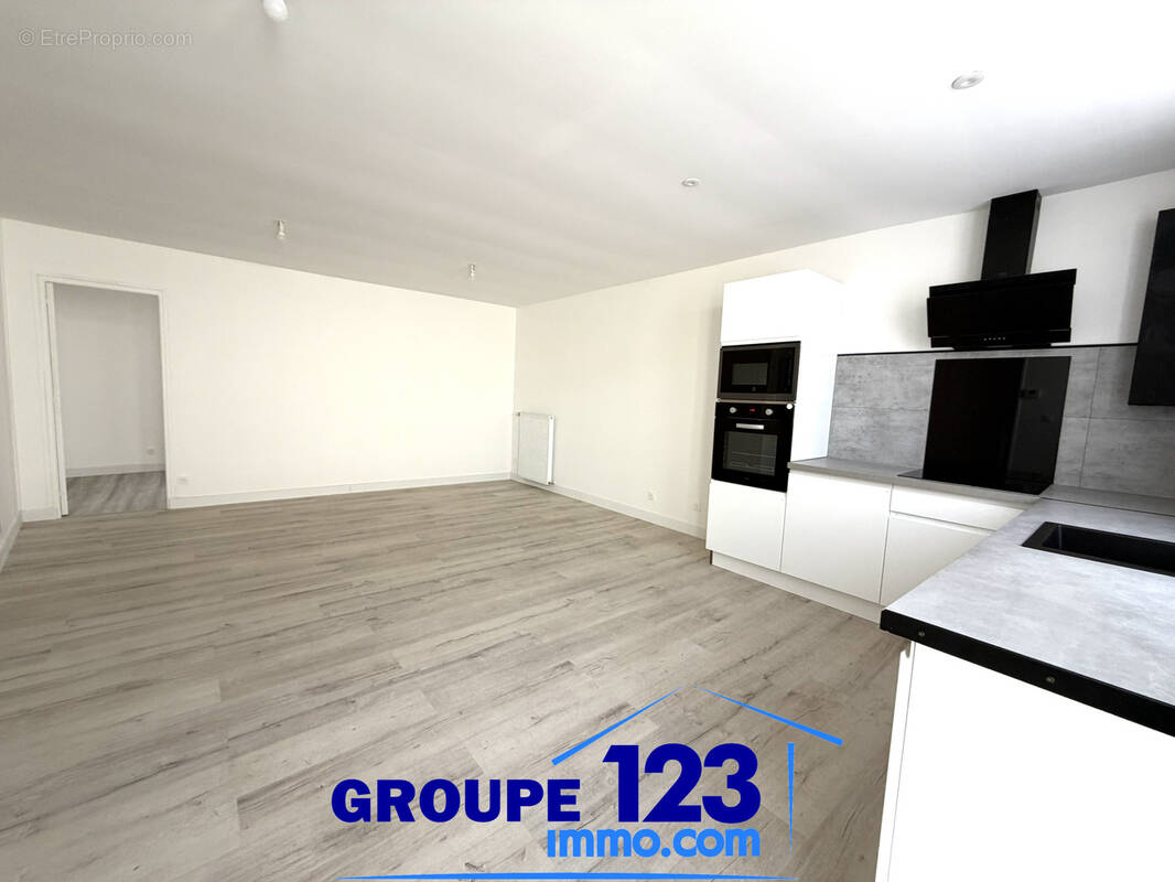Immeuble de rapport rénové   2 appartements indépendants   DPE C   Appoigny - photo 1