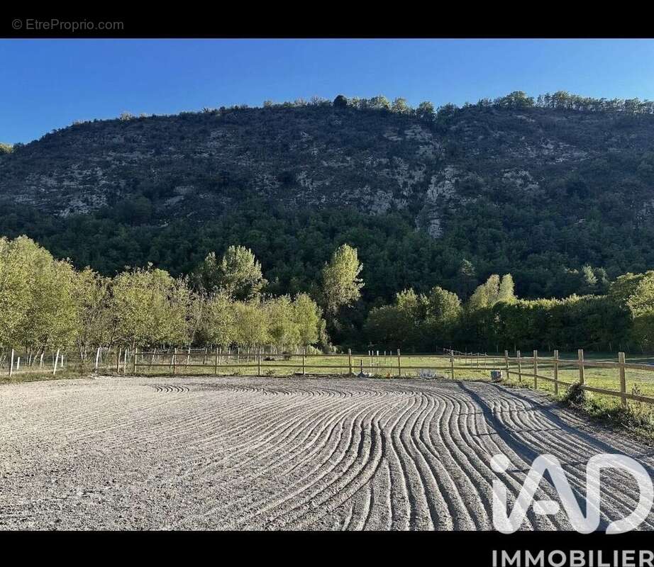 Photo 2 - Maison à ENTREVAUX