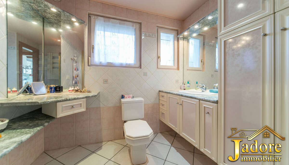 Maison avec veranda - photo 13