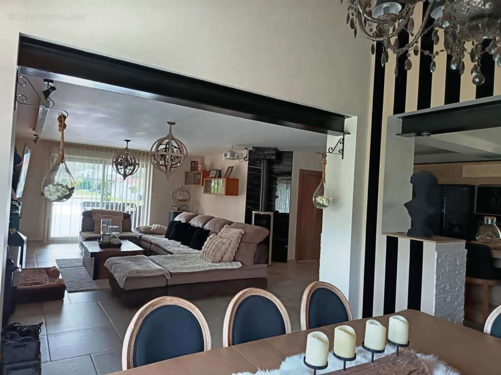 Maison à THIAVILLE-SUR-MEURTHE