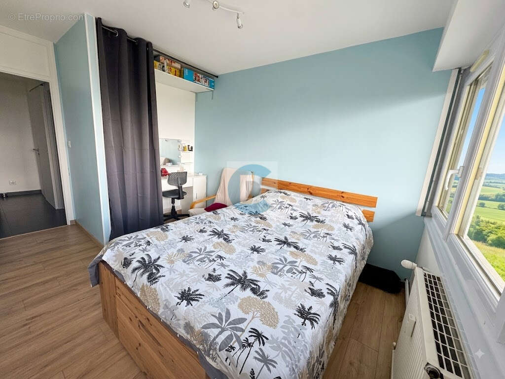 Appartement T4 avec garage, cave, balcons   La Roche-sur-Foron (74800) - photo 9