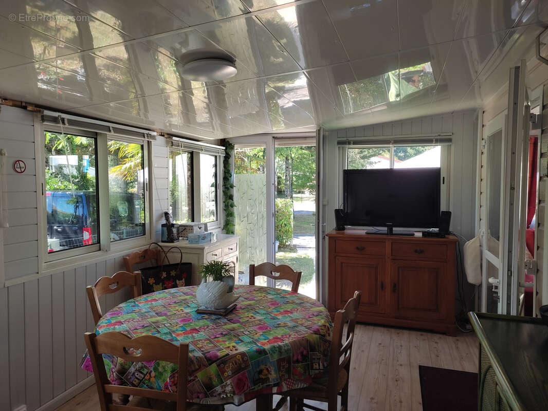 Maison à SAINT-CYR-EN-TALMONDAIS